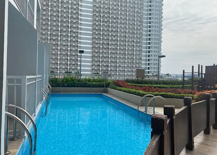 Staycation In Pasay By Mi Aparthotel 4*